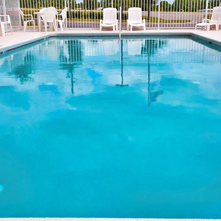 Holiday Inn Express Hotel & Suites Brooksville West, An Ihg Hotel Экстерьер фото