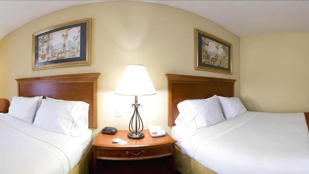 Holiday Inn Express Hotel & Suites Brooksville West, An Ihg Hotel Экстерьер фото
